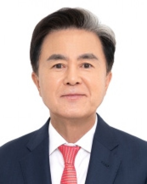 김채흠